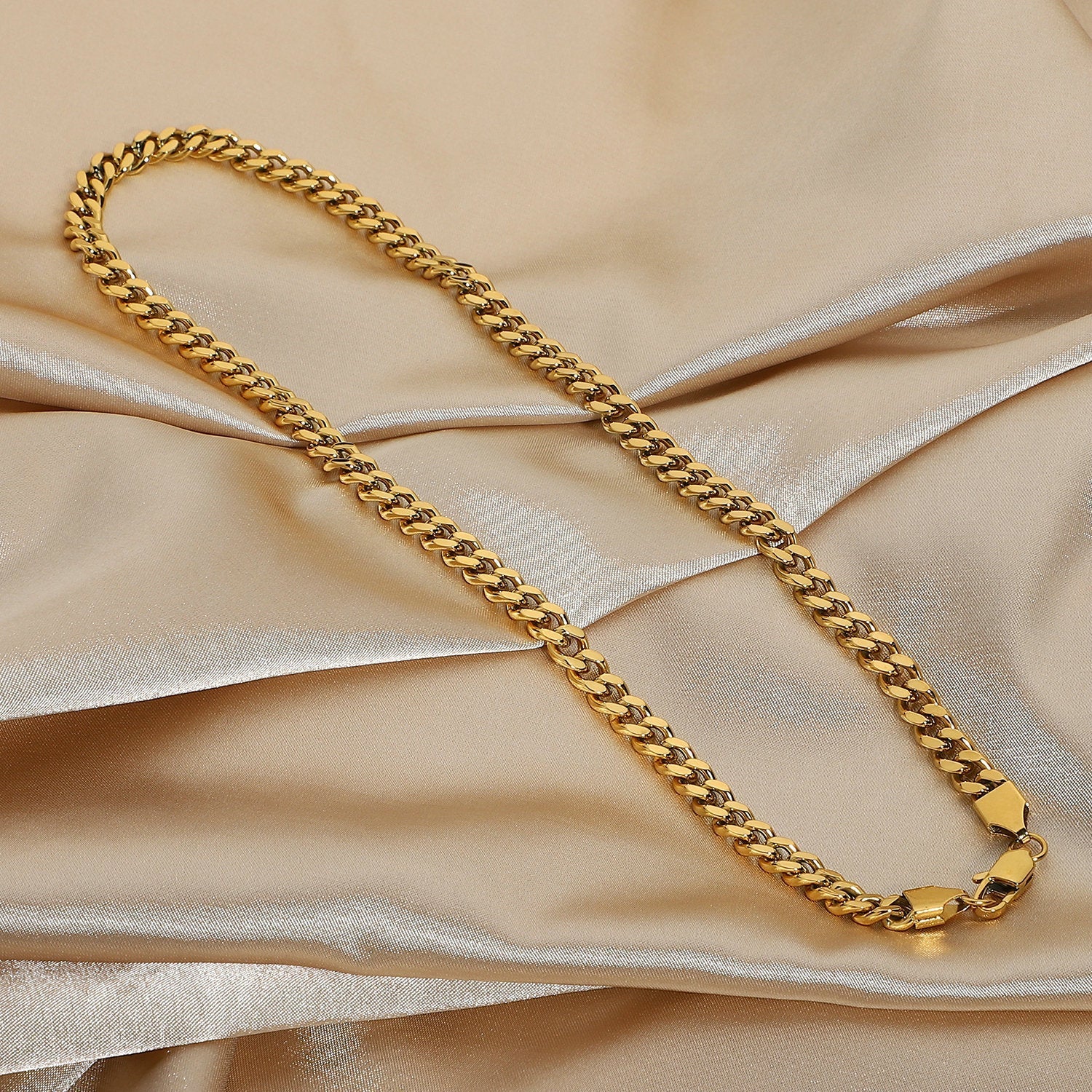 18K Gold Cable Chain Necklace