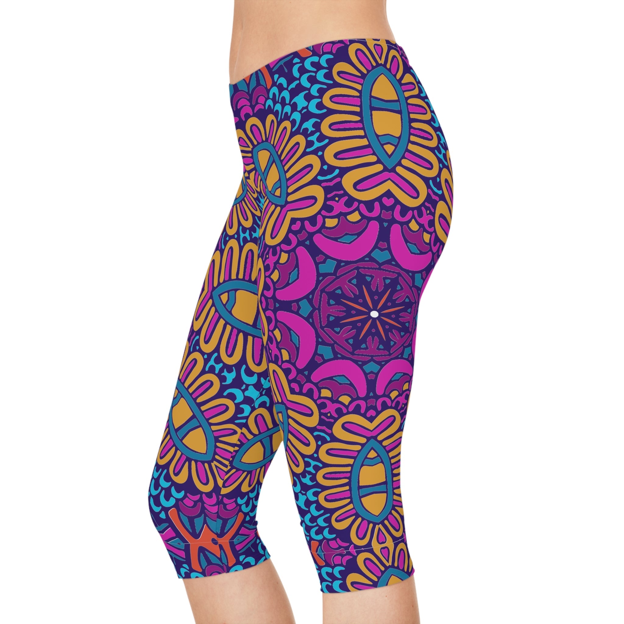 Colorful Boho Bliss Capri Leggings Women's Capri Leggings (AOP)