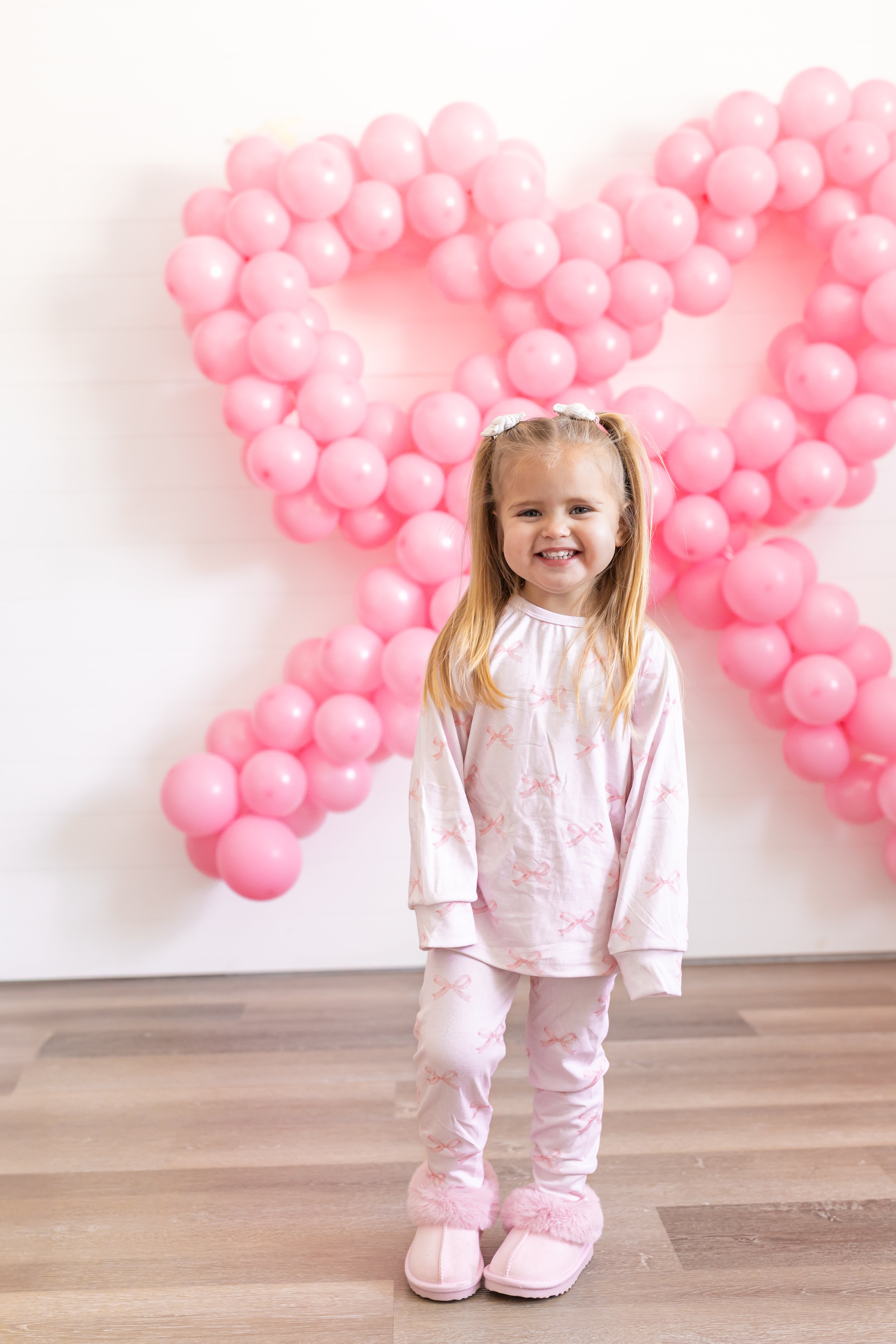 Blushing Bows Modal Lounge Set *0-3m and sz 5 left