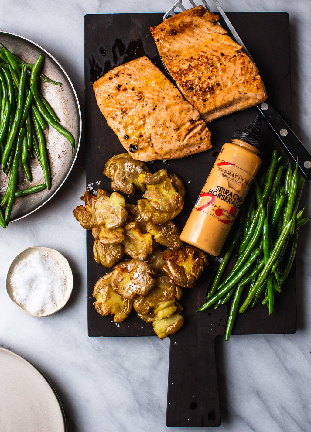 Sriracha Horseradish Garnishing Squeeze