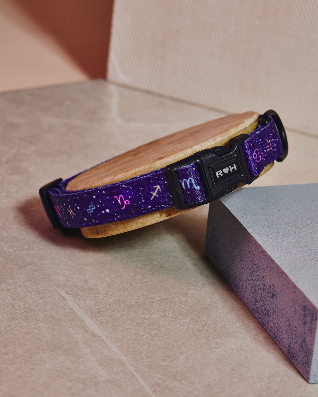 Zodiac Drip Dog Collar & Bowtie