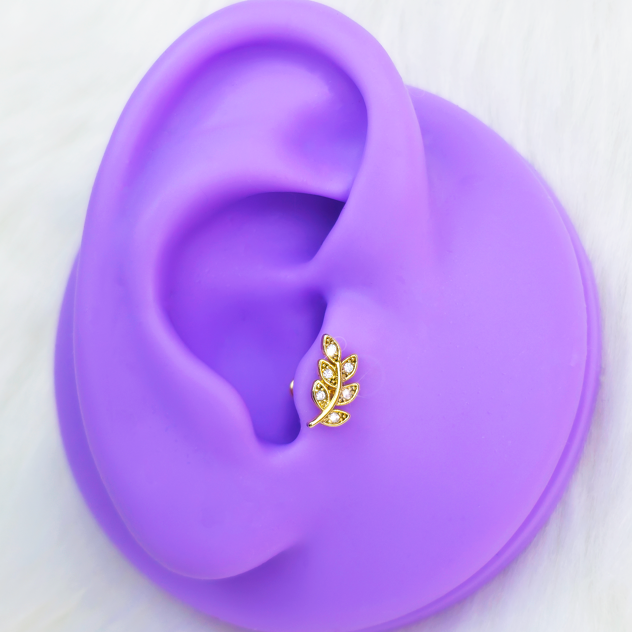 16G 5/16 Color CZ Gem Gold Tone Leaf Internally Threaded Labret