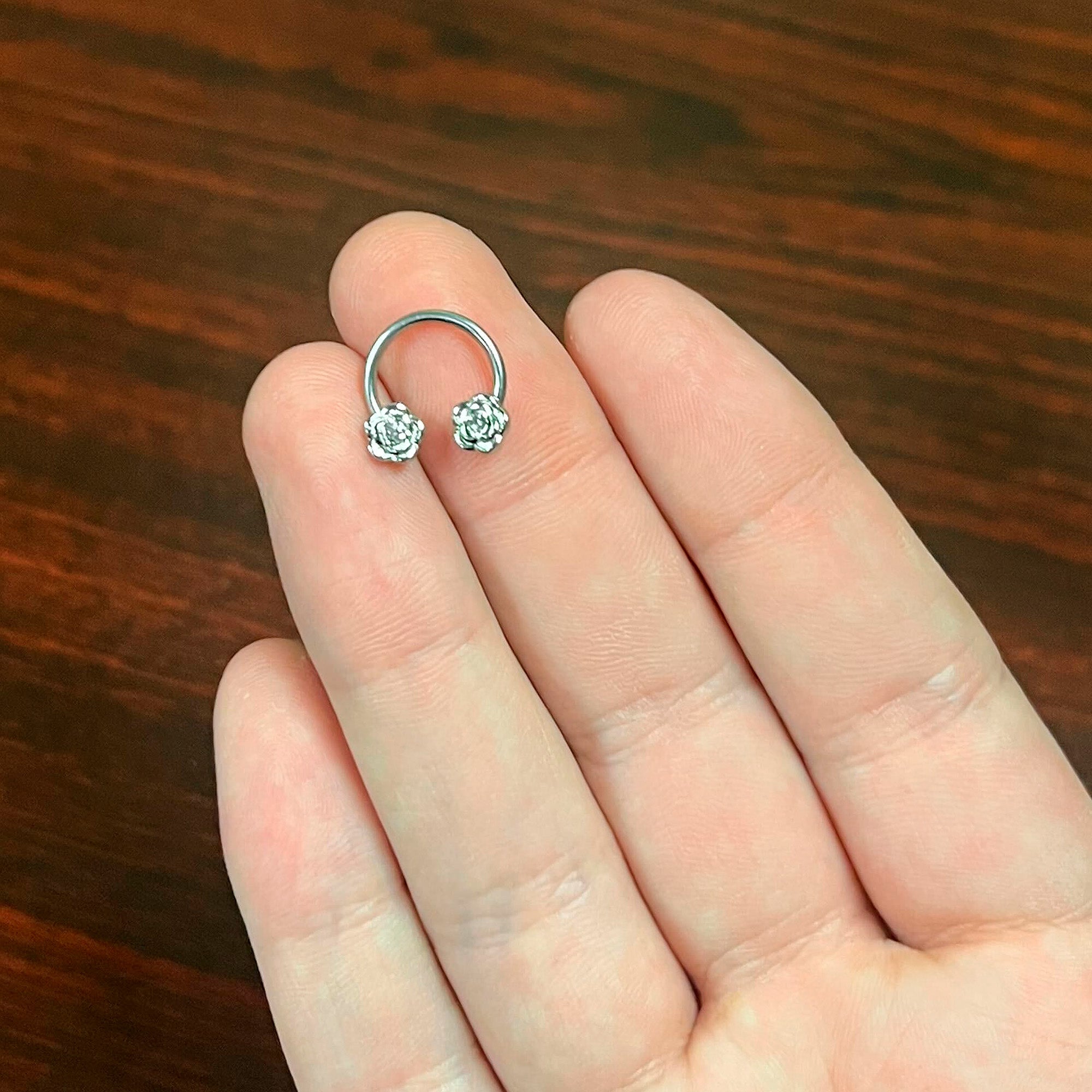 16G 3/8 Textured Blooming Flowers Horseshoe Circular Barbell