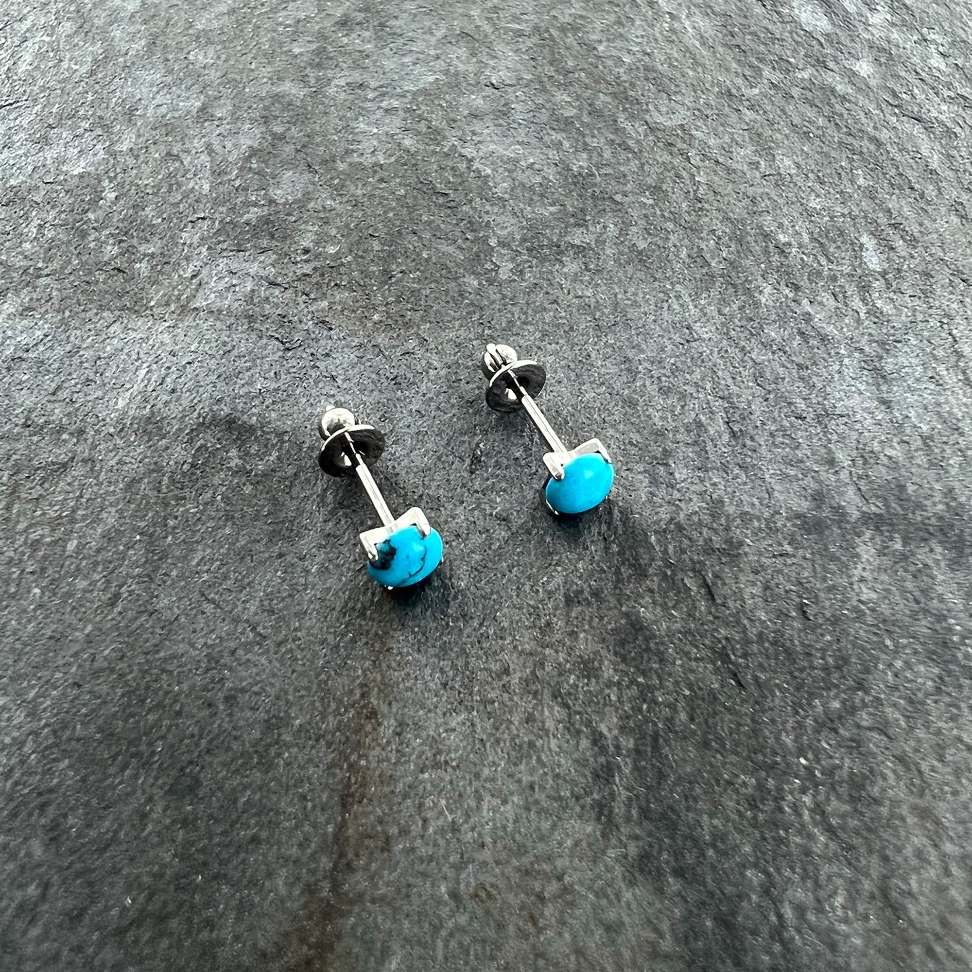 3.5mm Blue Turquoise Stone Implant Grade Titanium Stud Earrings
