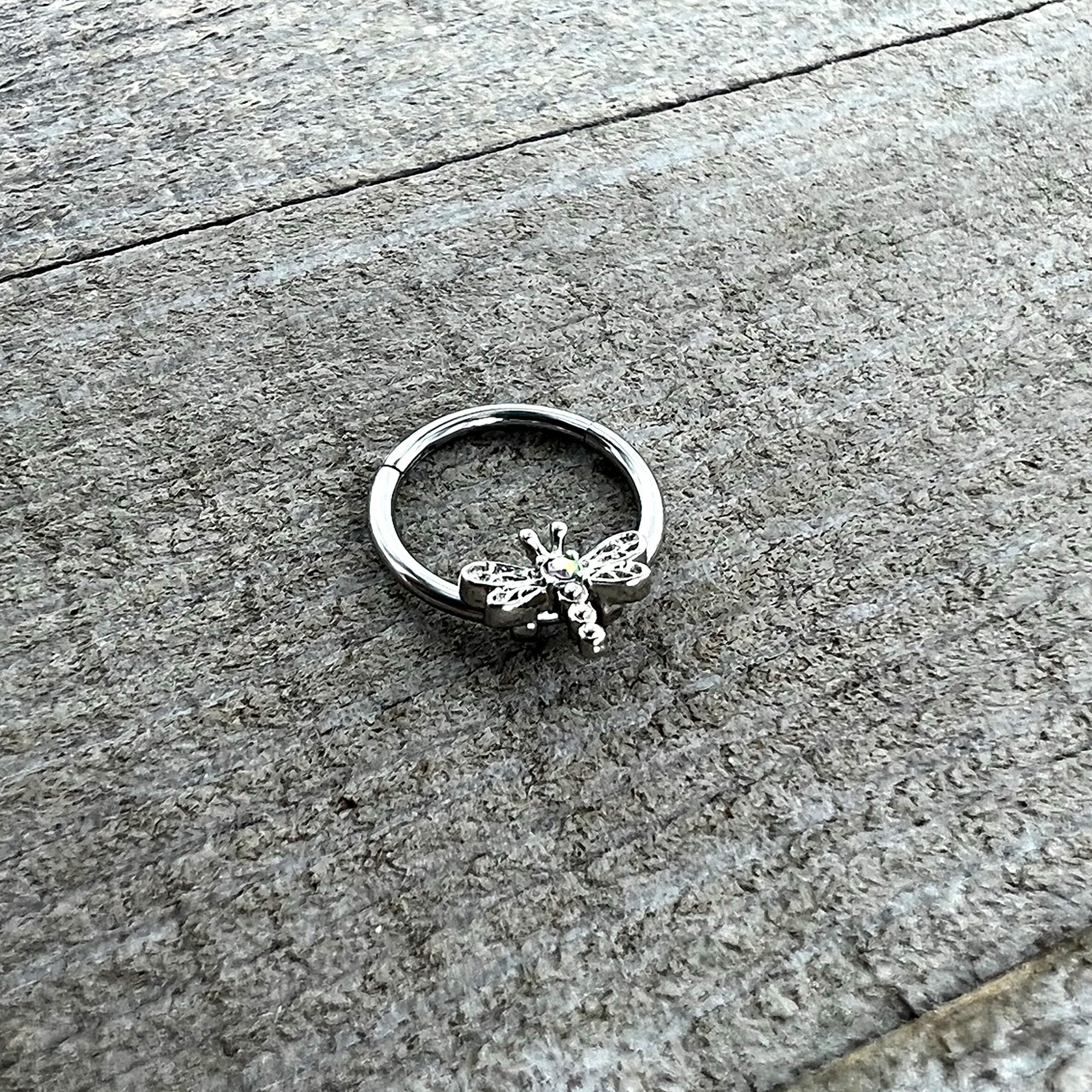 16G 3/8 Aurora Gem Dragonfly Flying Hinged Segment Ring