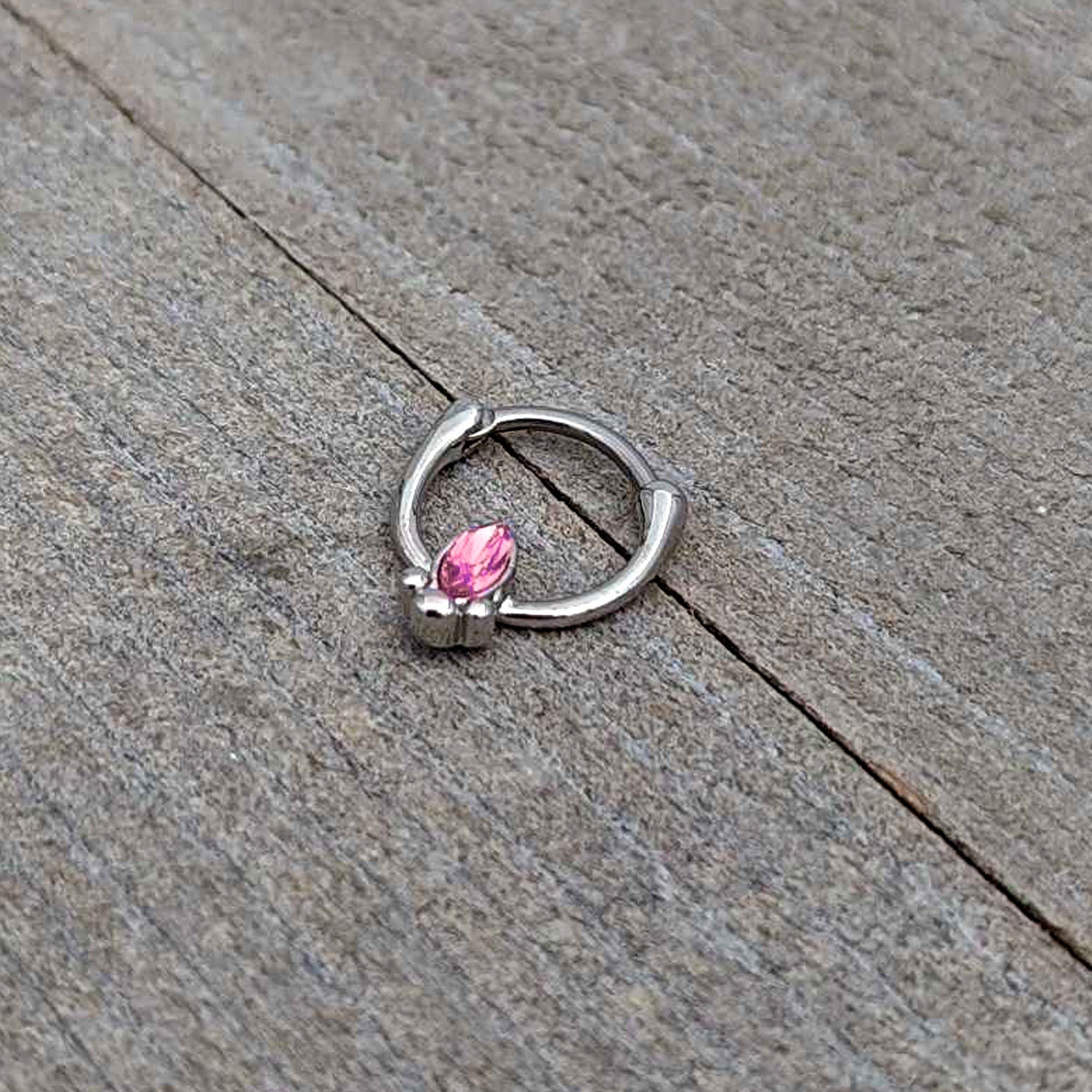 16G 5/16 Pink Gem Deco Oval Cartilage Clicker