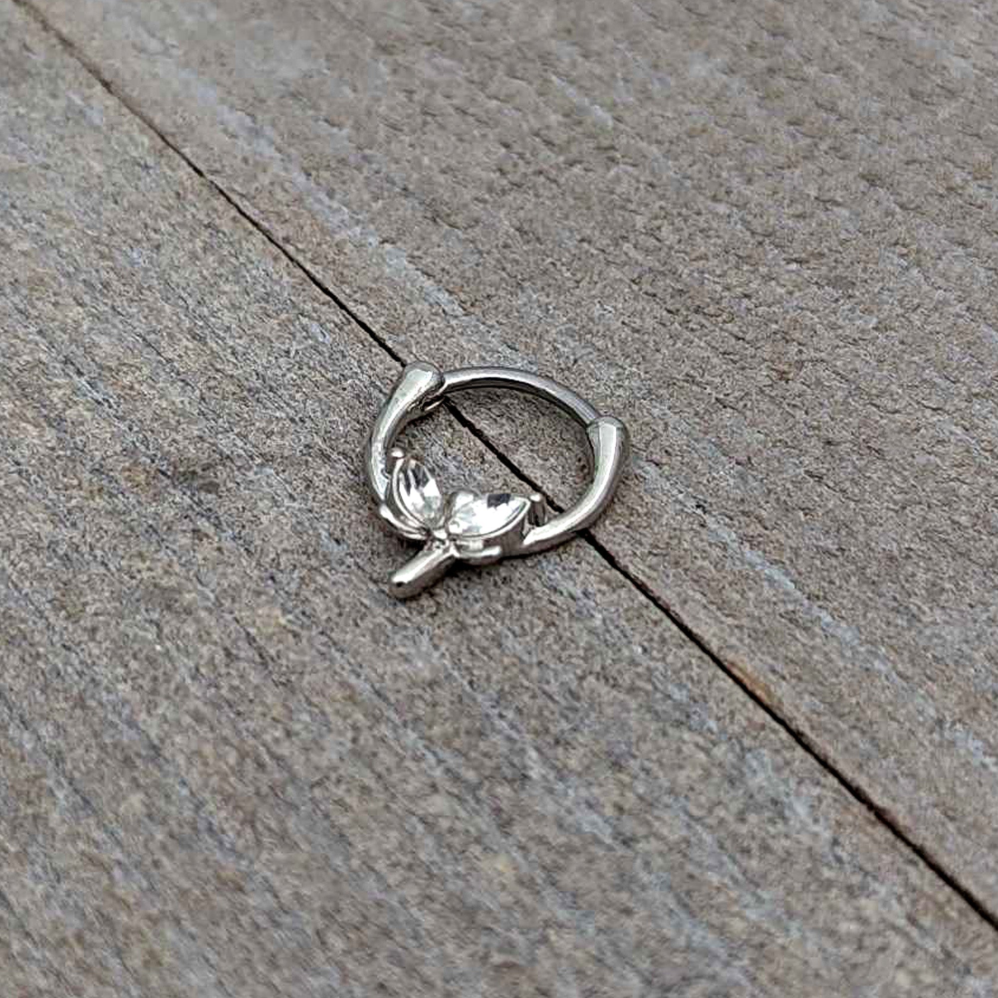 16G 5/16 Clear Gem Simple Style Dragonfly Cartilage Clicker