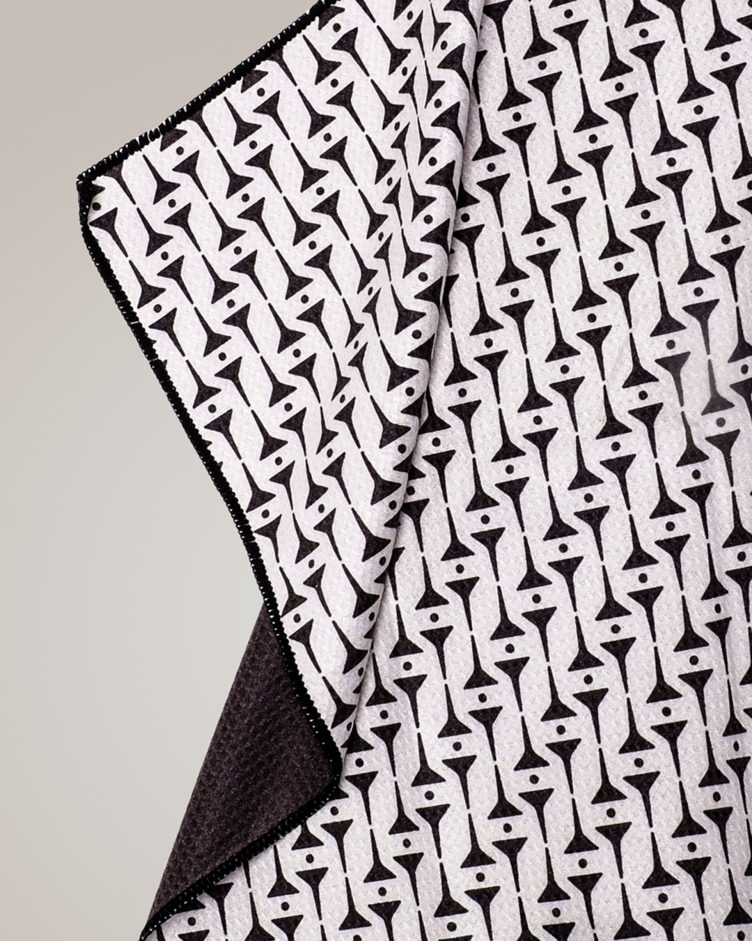 Black Tees Quick-Drying Towel