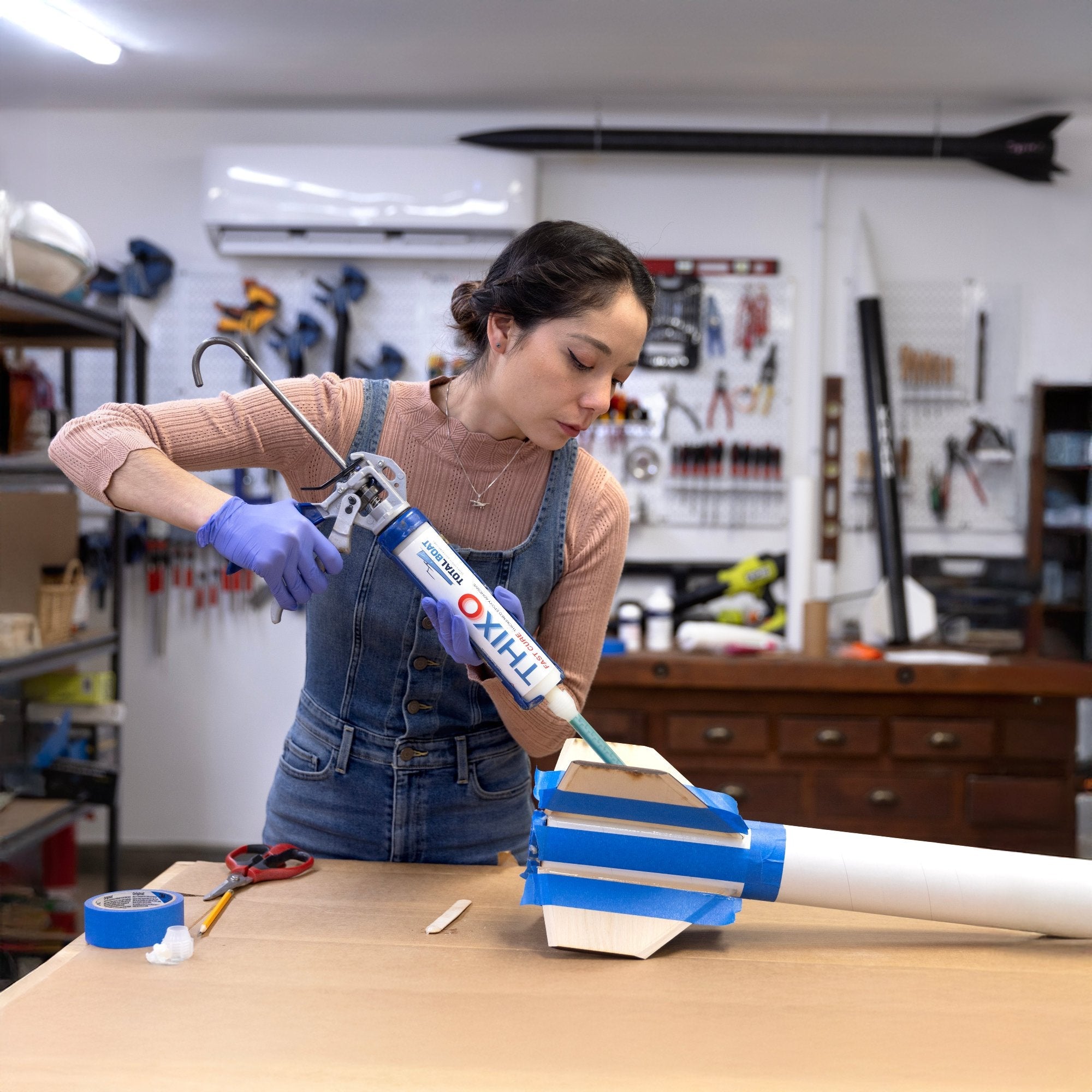 Xyla Foxlin ''Miss Fire'' Rocket Kit