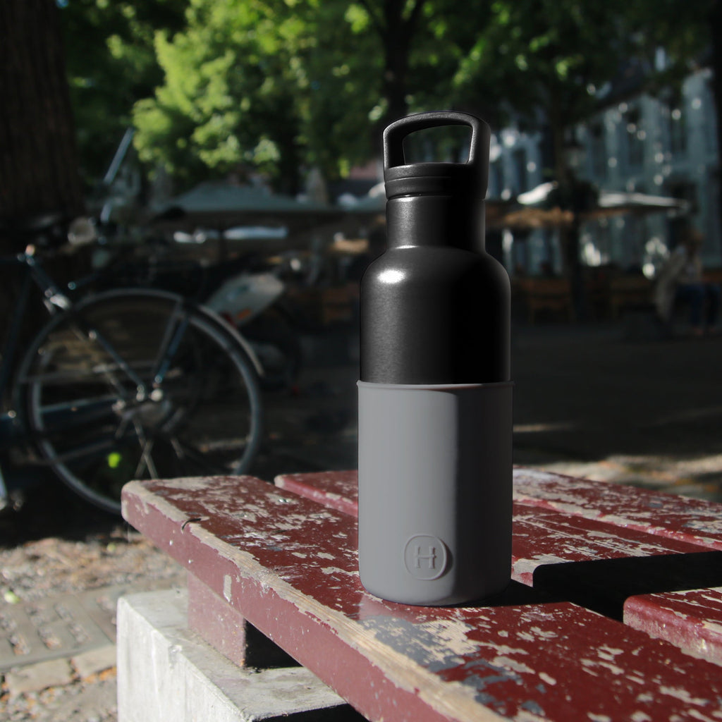 Black-Metallic Grey 16 Oz