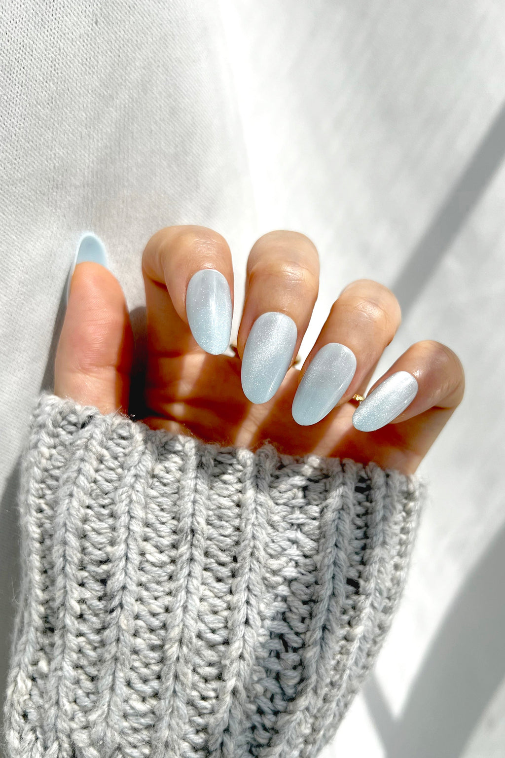 Glacial Quartz | Soft & Durable Press-On Nails