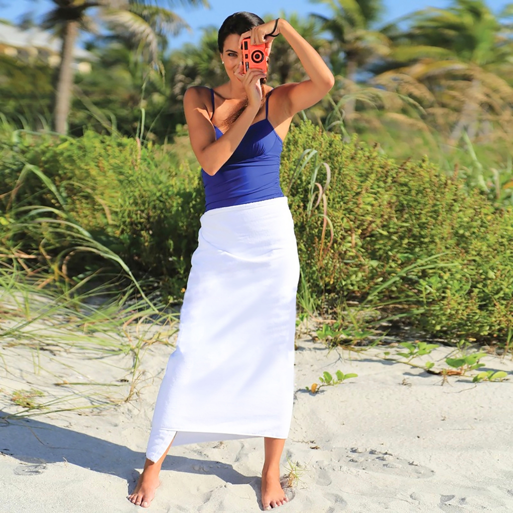 Diamond Collection Beach Towel: White, 100% Cotton (1.42lbs)