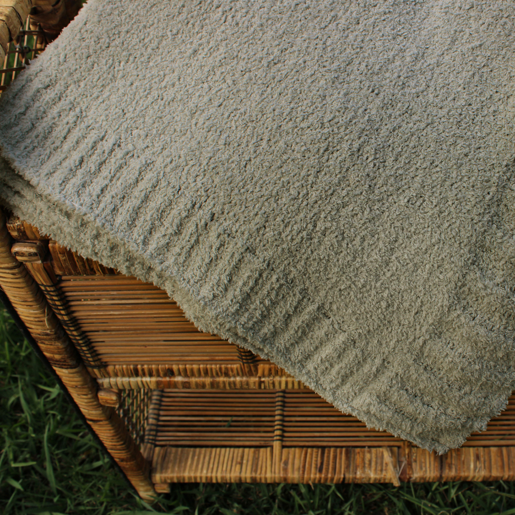 Cloud Nine Soft Throw: Woven, MicroFiber