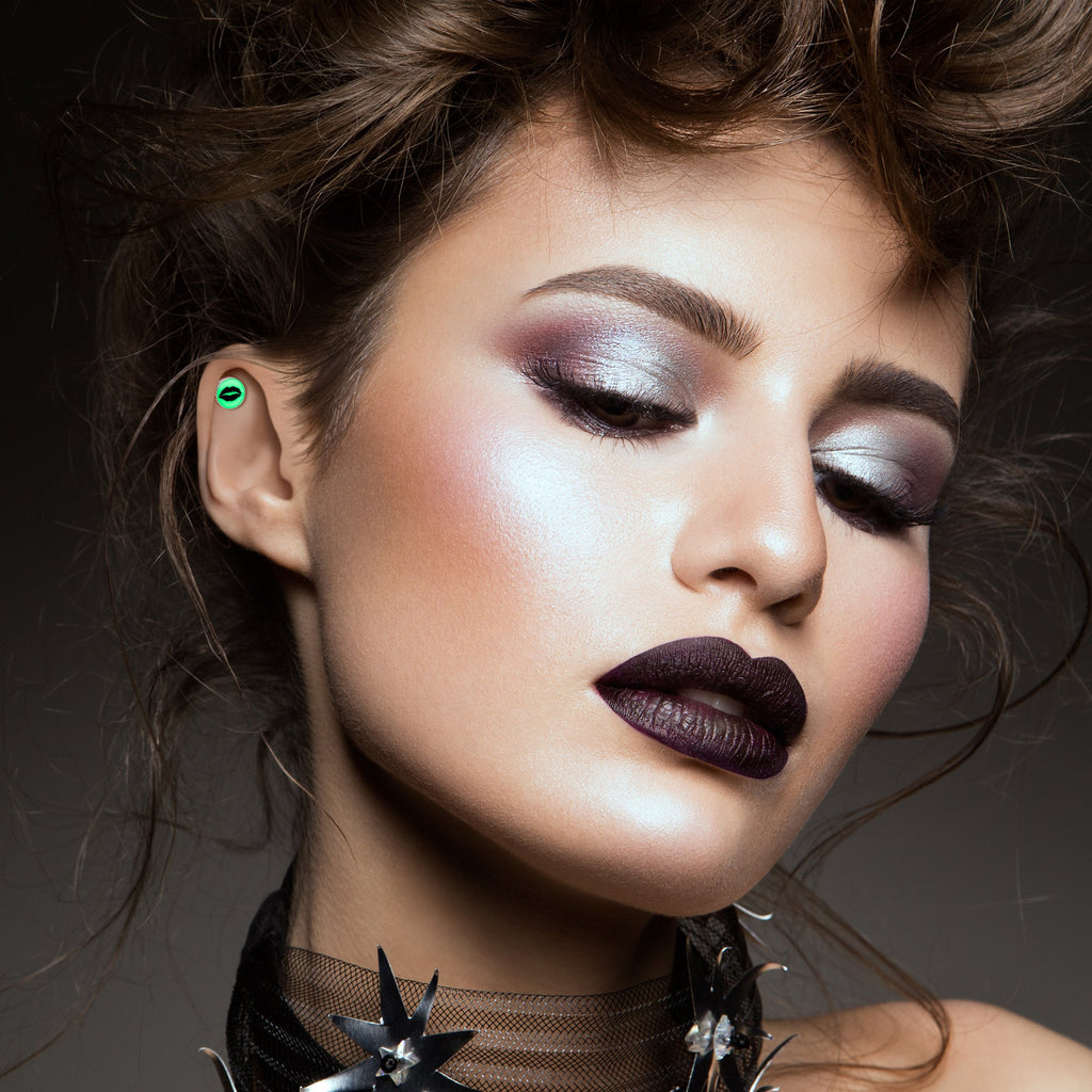16G 1/4 Lipstick Kiss Black Glow in the Dark Cartilage Earring by Onyx O