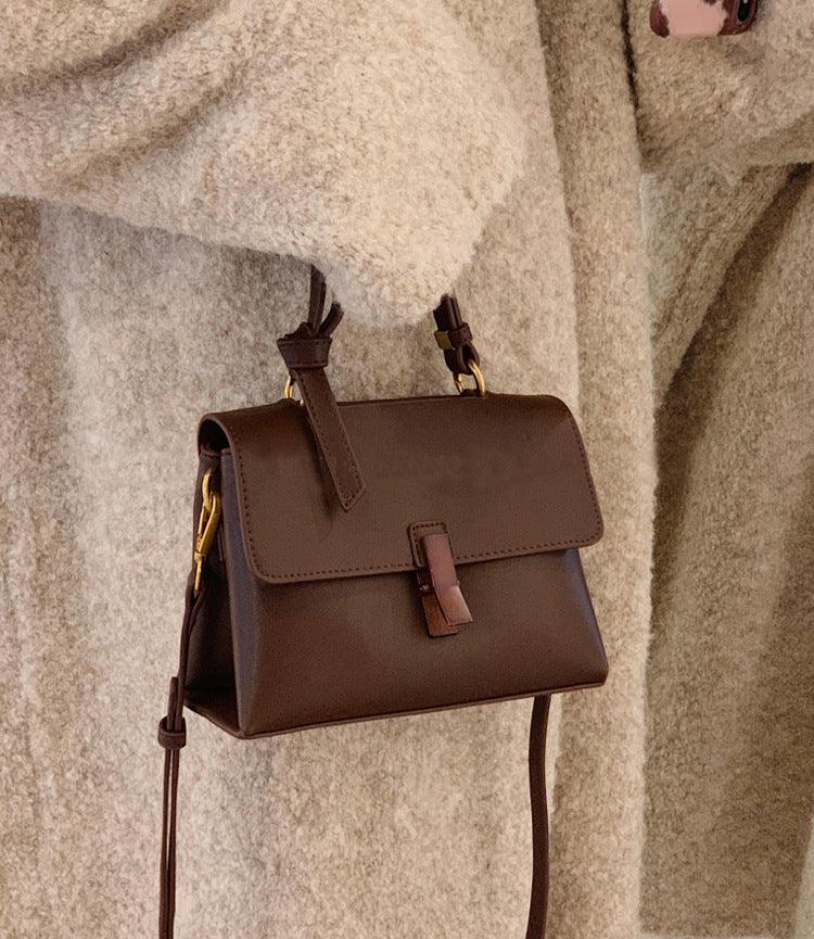 Vintage Cowgirl Messenger Bag – Retro Stylish Handbag for Cowgirls