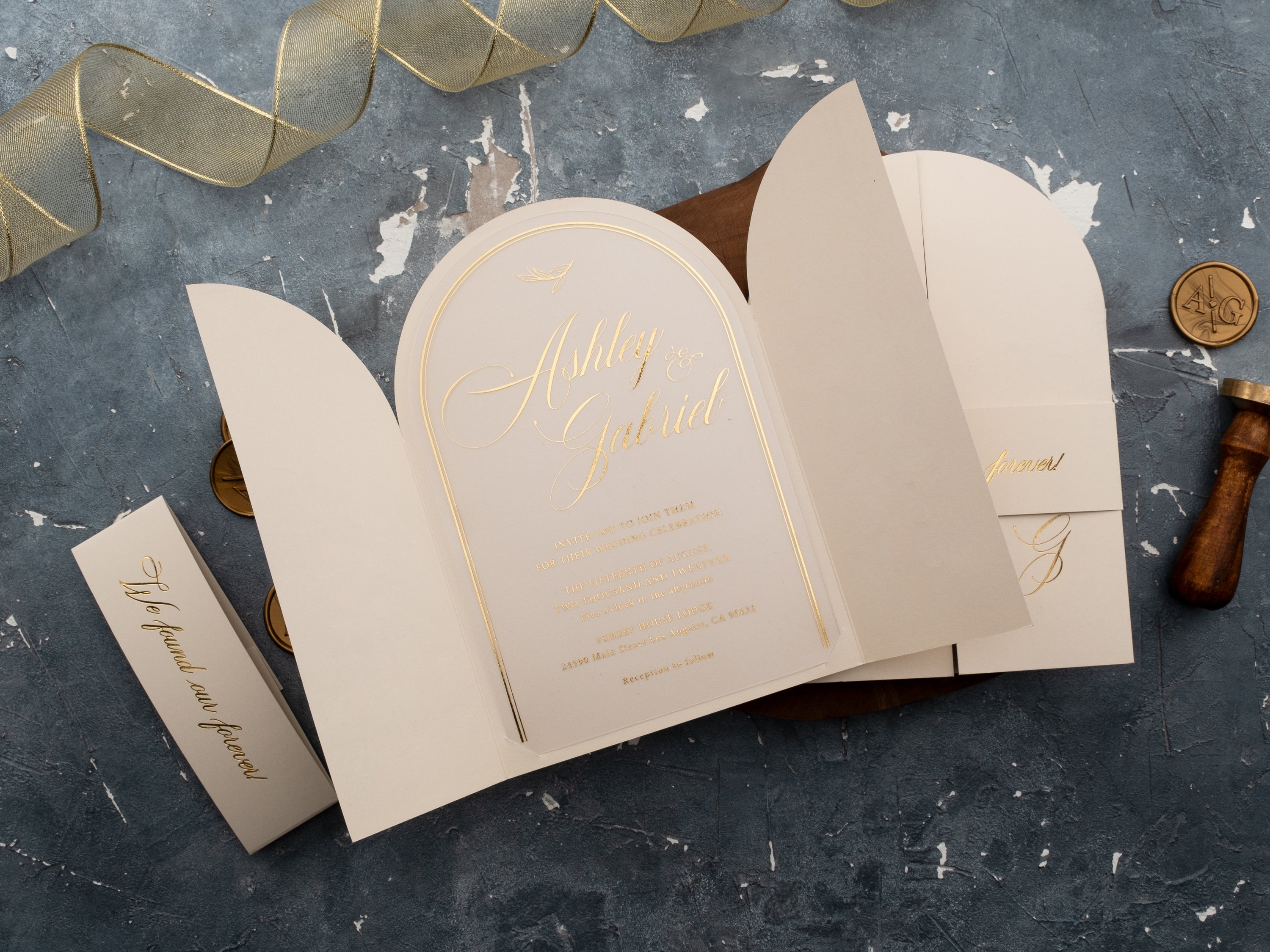 Arch Acrylic Wedding Invitation with Ivory Jacket & Gold Foil