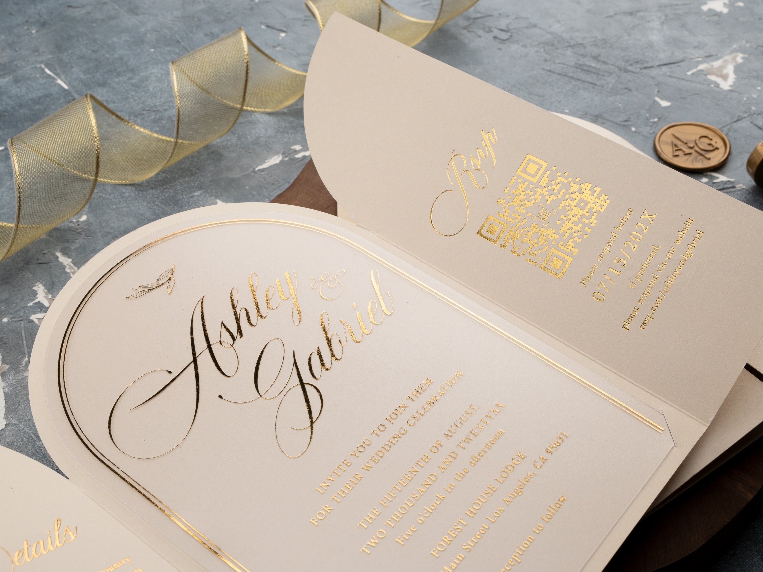 Arch Acrylic Wedding Invitation with Ivory Jacket & Gold Foil