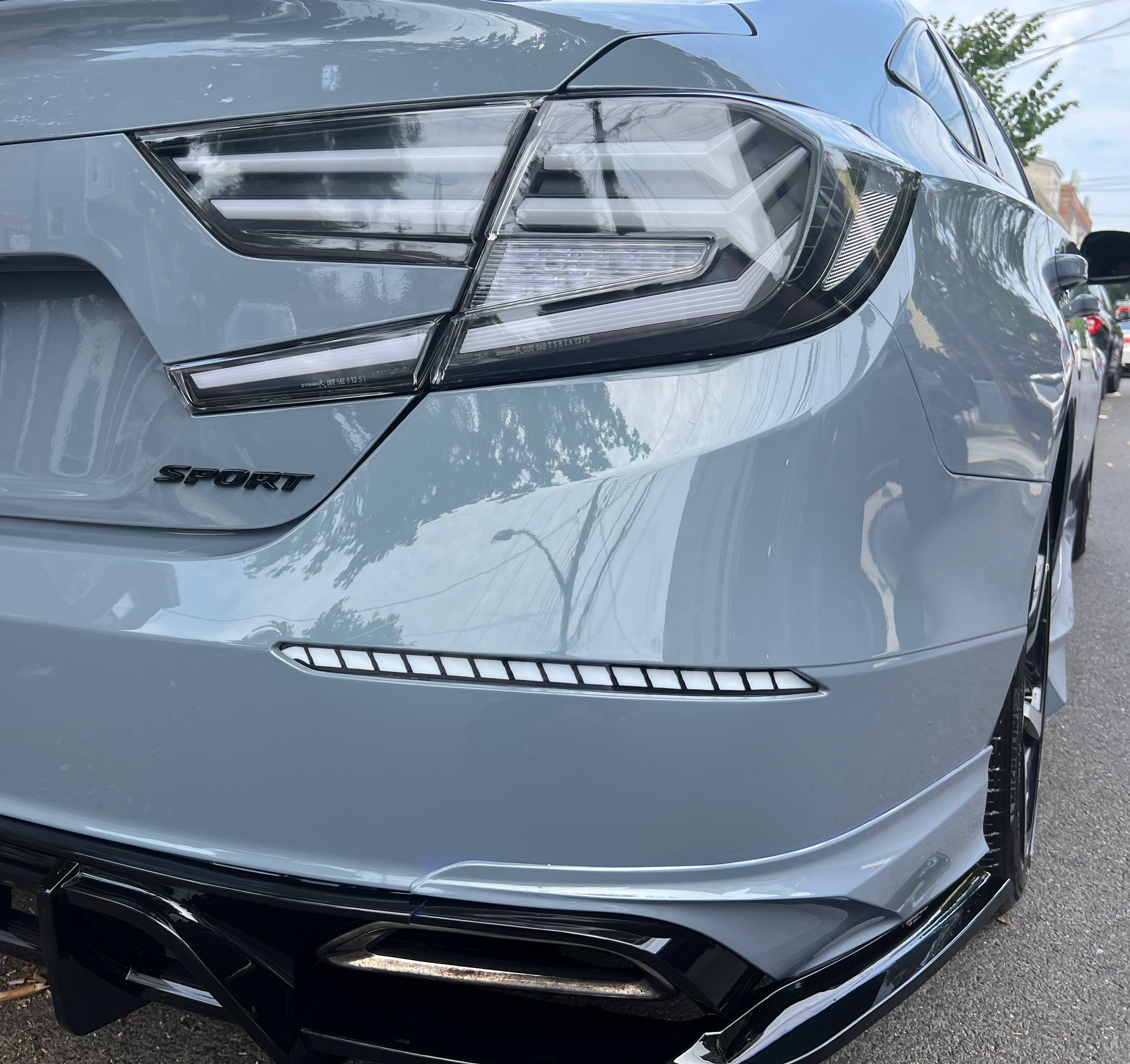 V2 White Reflectors Lights for 2018-2022 Honda Accord