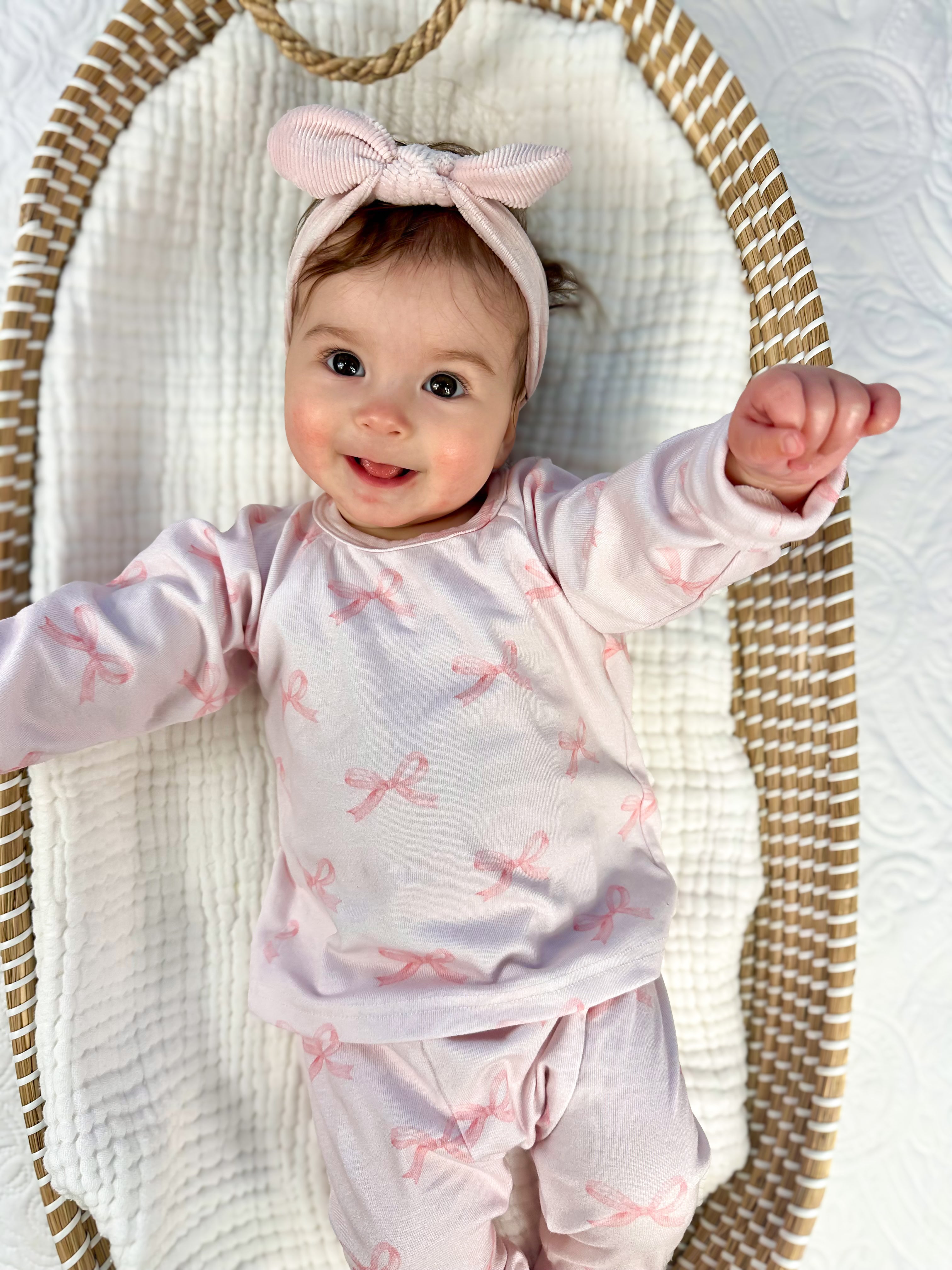 Blushing Bows Modal Lounge Set *0-3m and sz 5 left