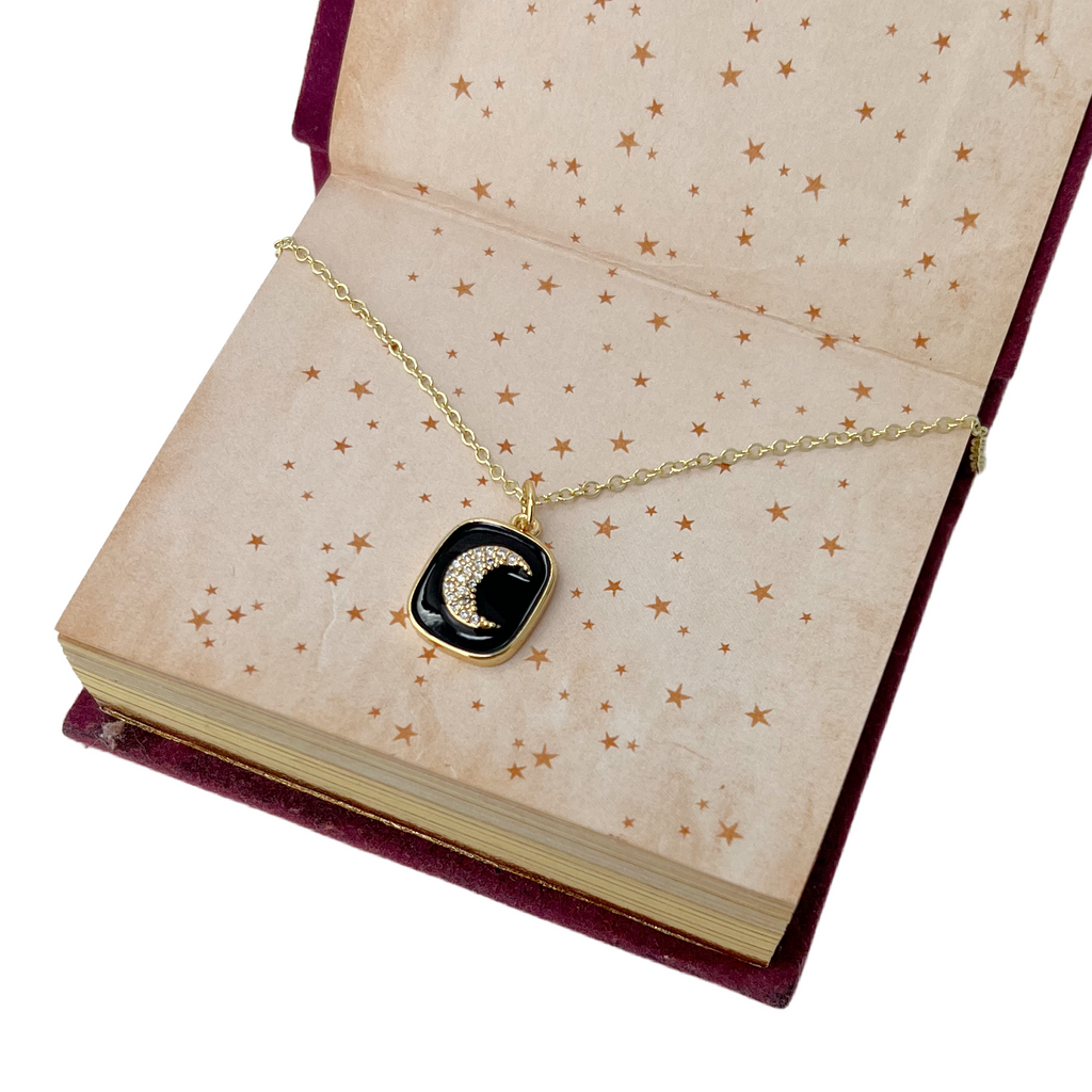 Vintage Crescent Moon Coin Necklace Gold Celestial Minimalist Jewelry