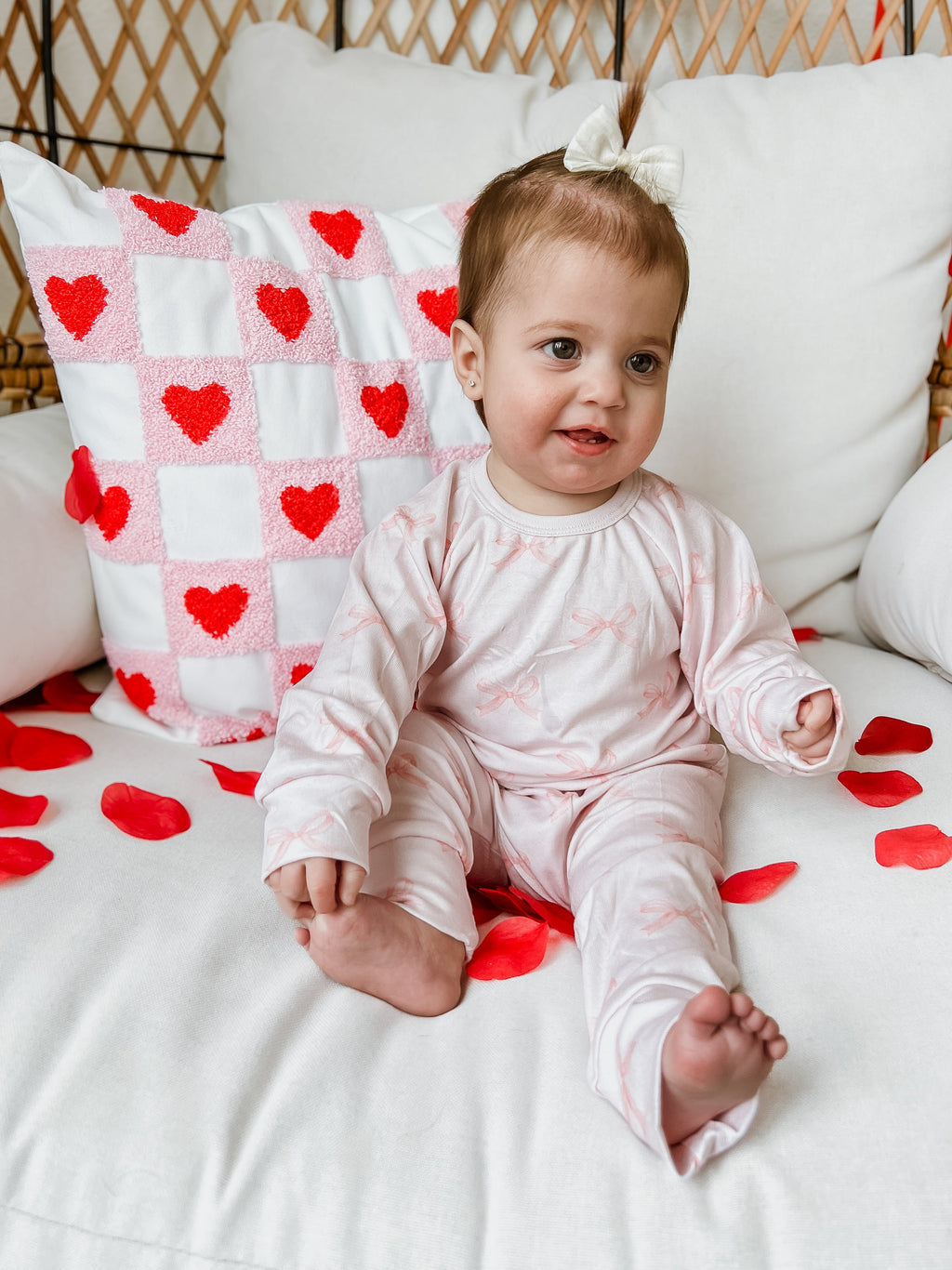 Blushing Bows Modal Lounge Set *0-3m and sz 5 left