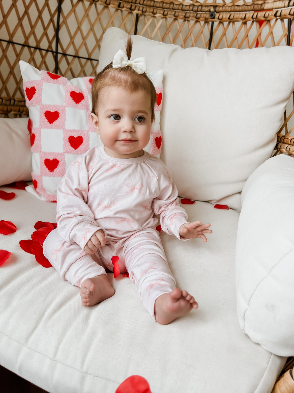 Blushing Bows Modal Lounge Set *0-3m and sz 5 left