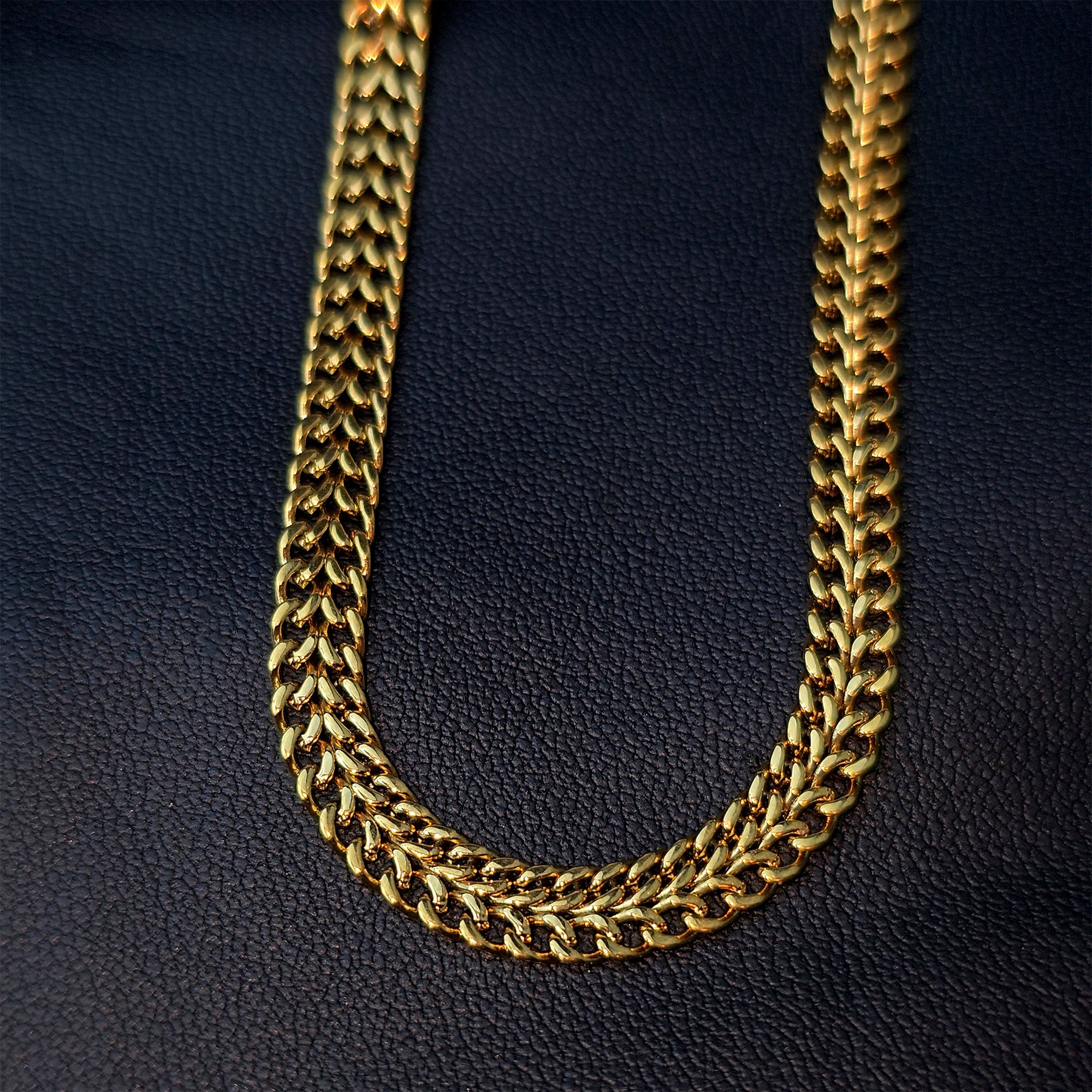 Stainless Steel Gold Tone PVD Chunky Goddess Chain Layering Necklace