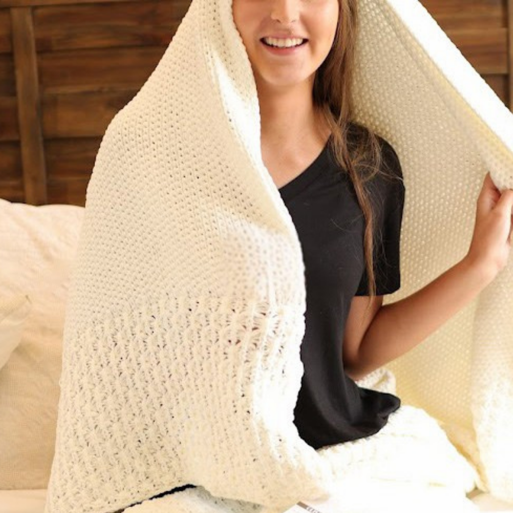 Riviera Throw EnviroFibr: 100% Polyester