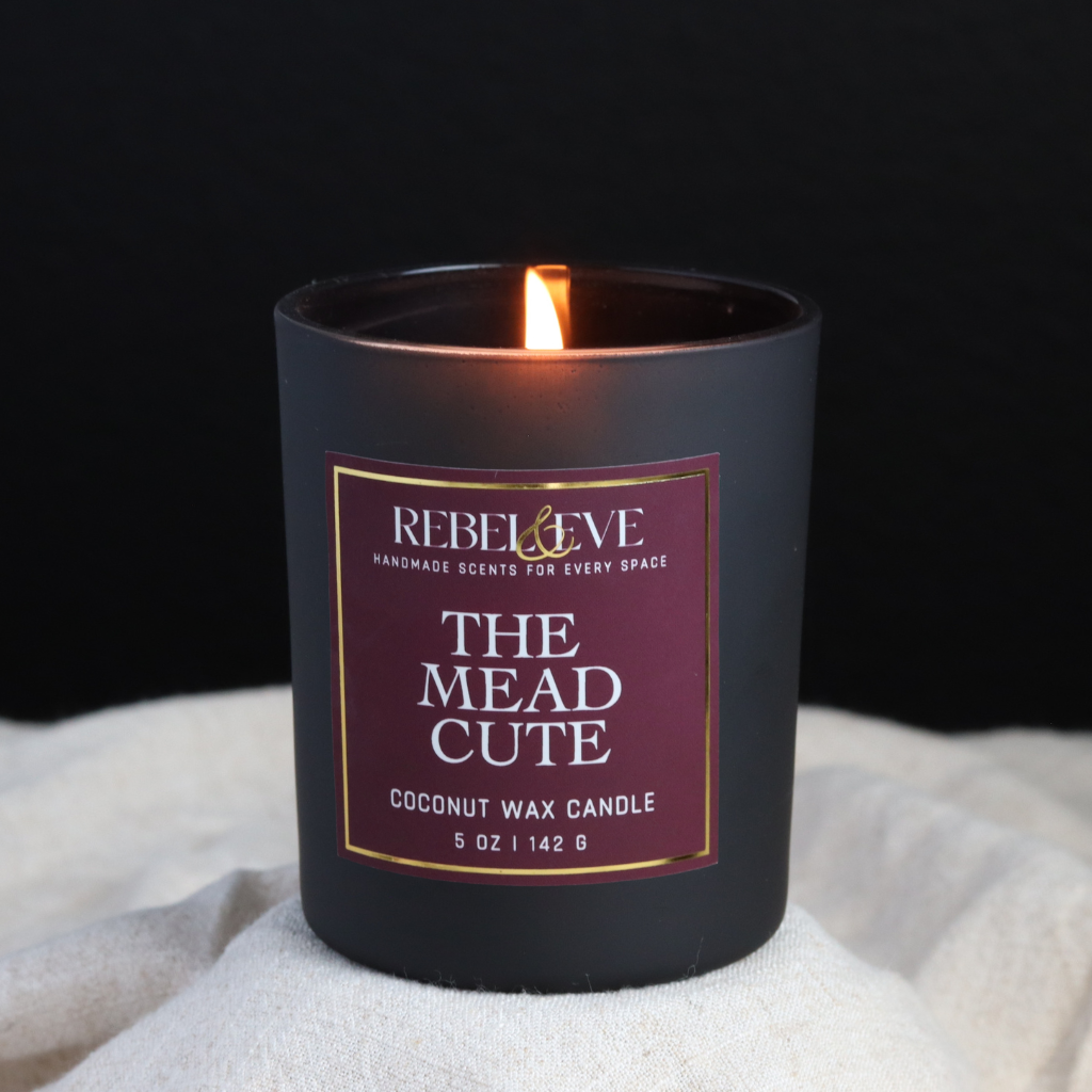 The Mead Cute Candle