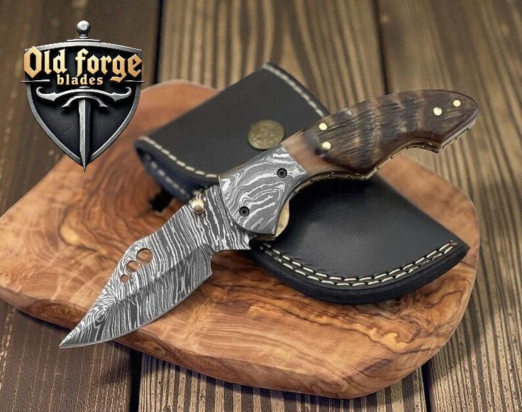 Handmade Damascus Pocket Knife – Ram Horn Handle Liner Lock