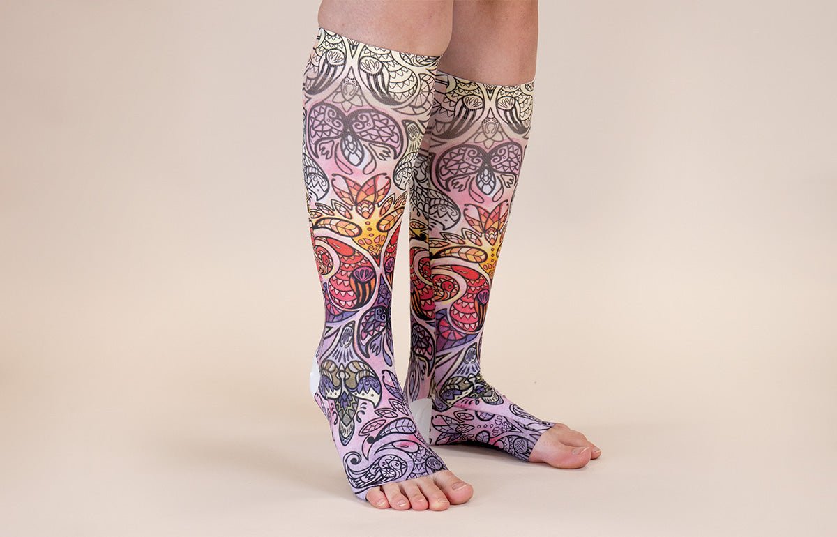 Birds of Paradise Gradient Compression Socks