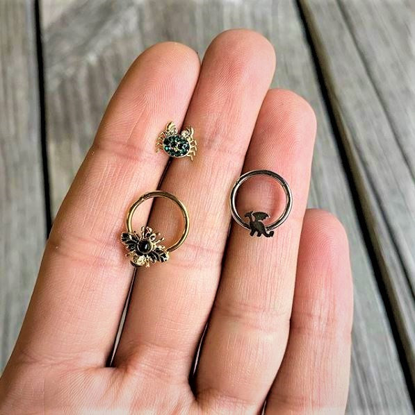 16G 3/8 Clear Gem Gold Tone Insect Bee Hinged Segment Ring