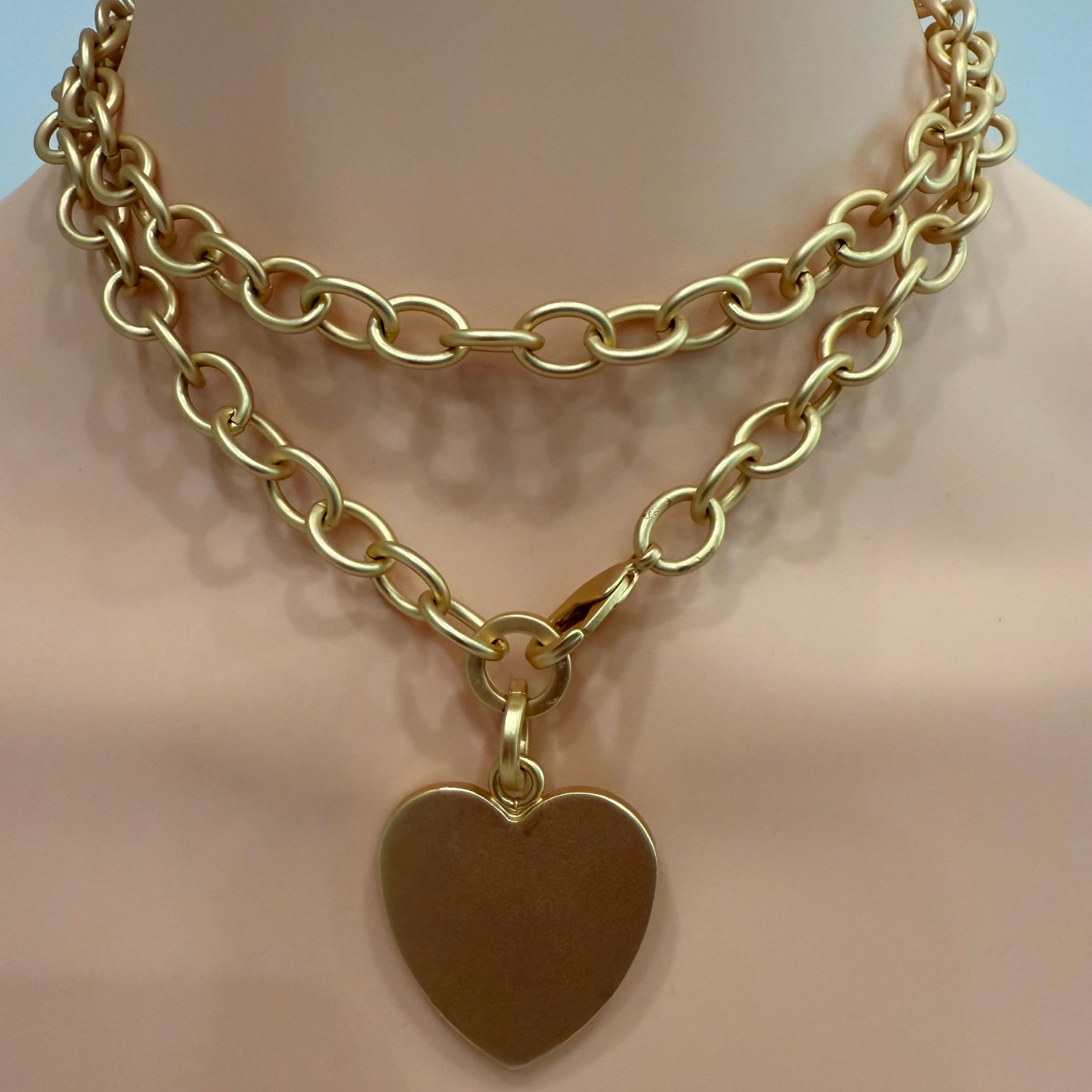 Matte Gold 32" Chain With Heart Pendant