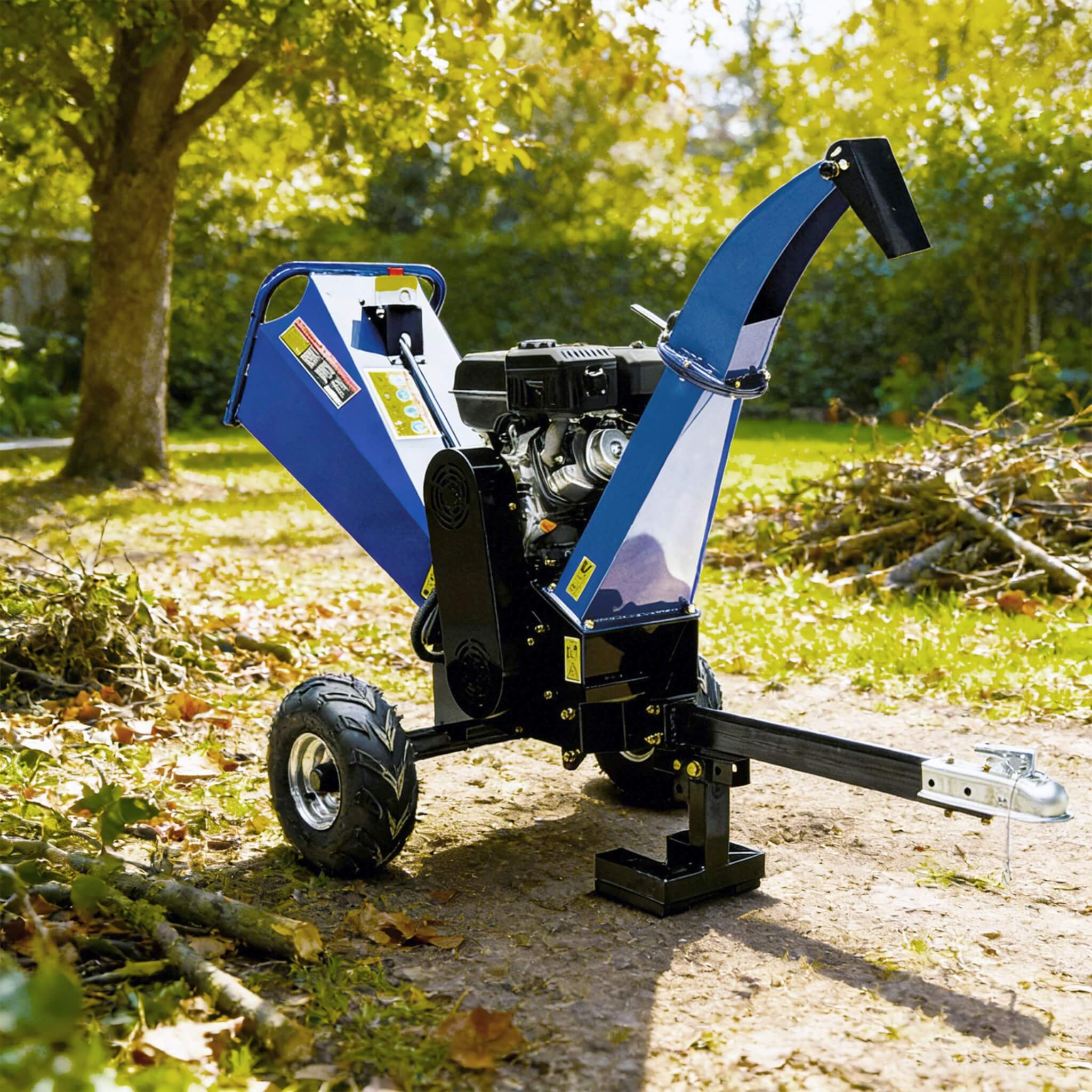 Heavy-Duty 5-Inch 15HP 420CC Gas Drum Wood Chipper Shredder With Electric Start And Tow Hitch (SAK48652)