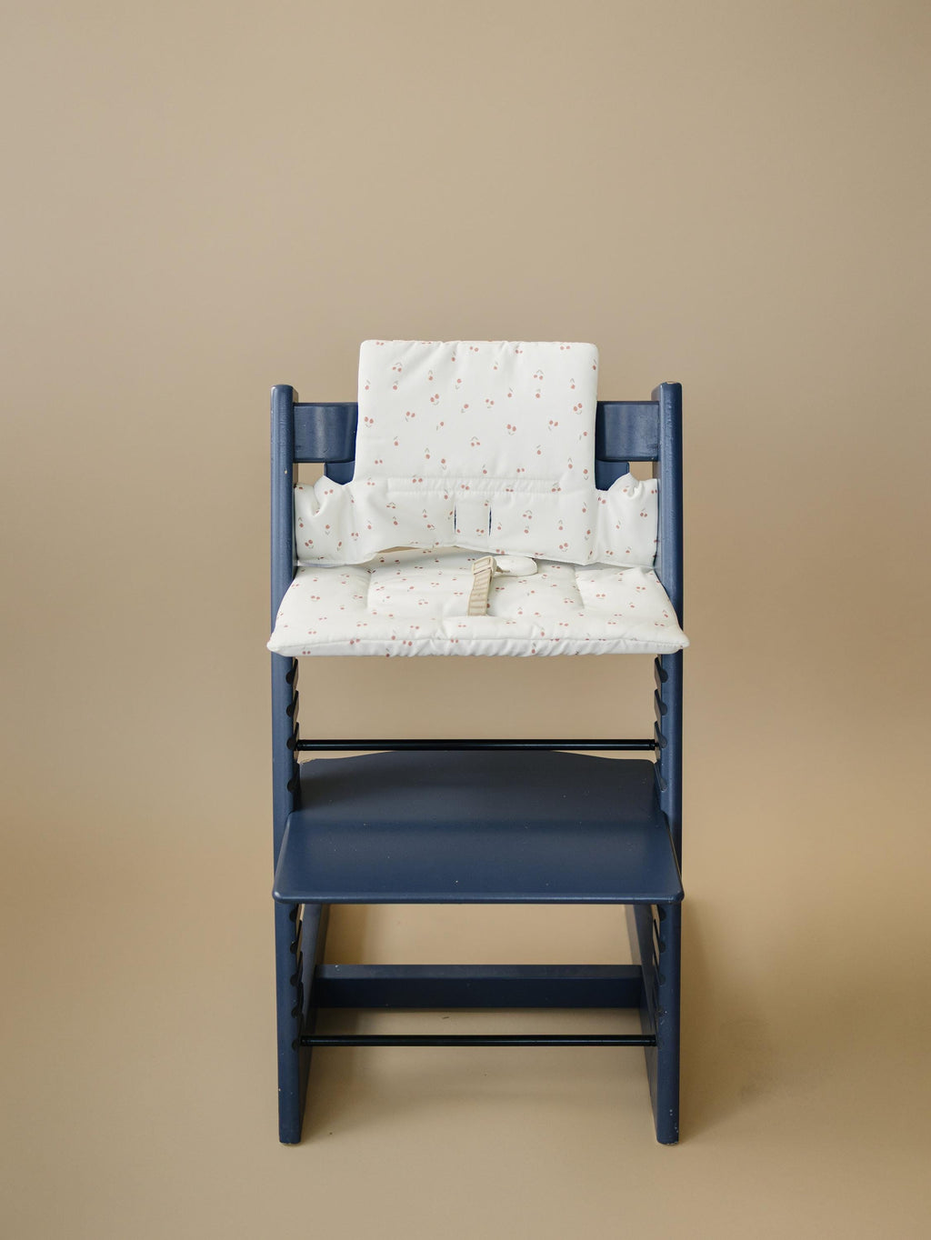 Cherry Cushion for the Stokke Tripp Trapp Highchair - Wipeable Cover - Baby Highchair Accessories