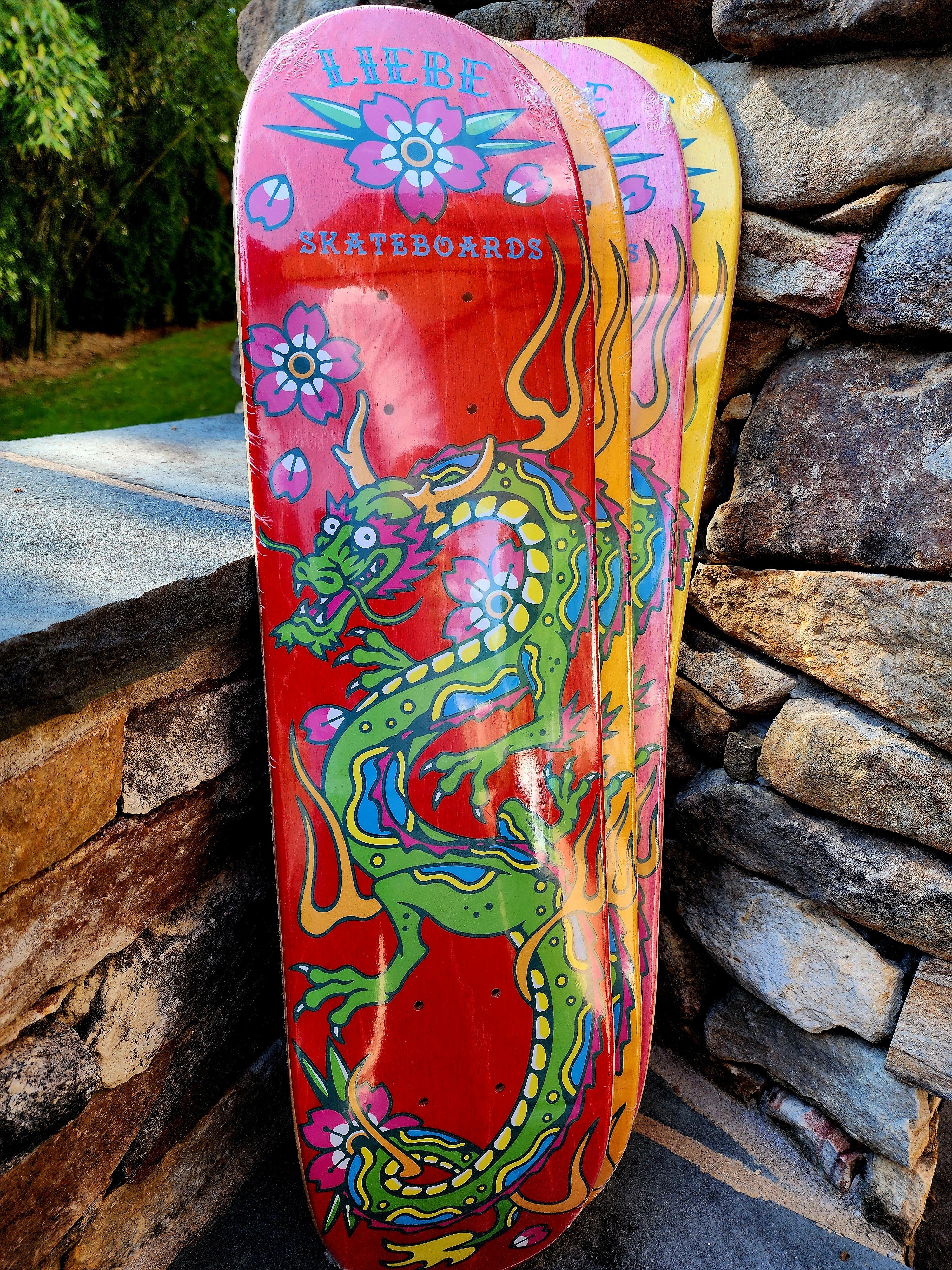 Liebe Grom Squad – Neon Dragon Decks