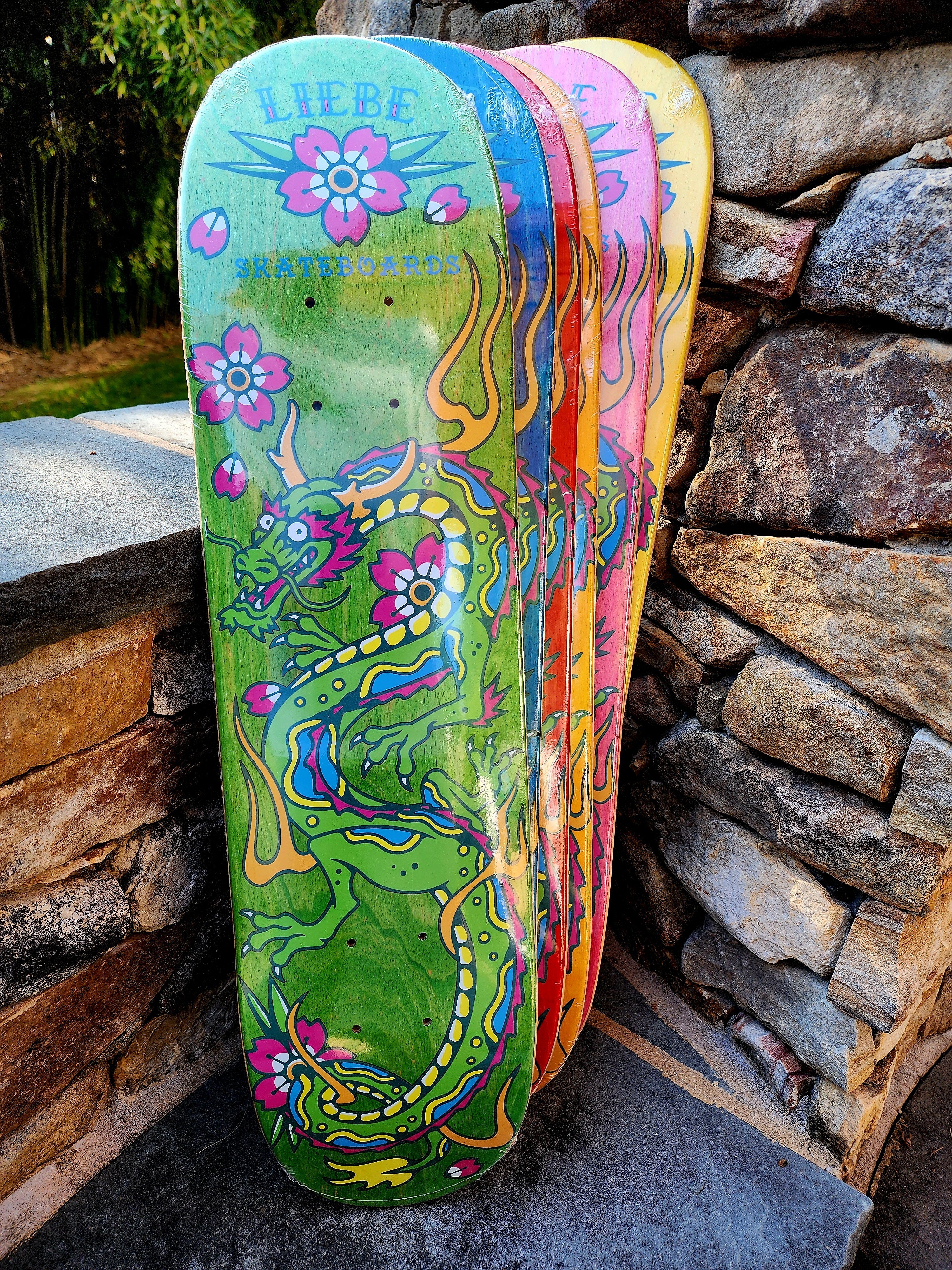 Liebe Grom Squad – Neon Dragon Decks