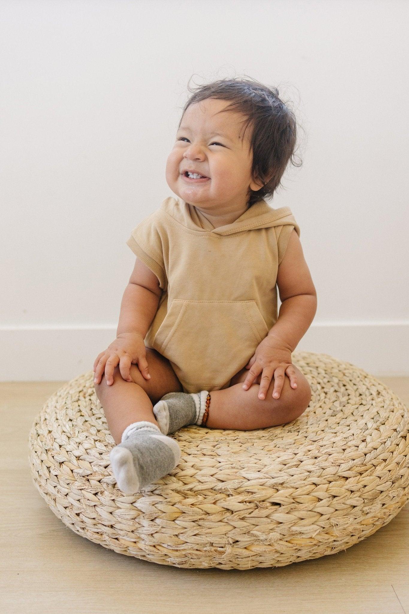 Sleeveless Hoodie Romper - more colors *0-3m and 12-18m left