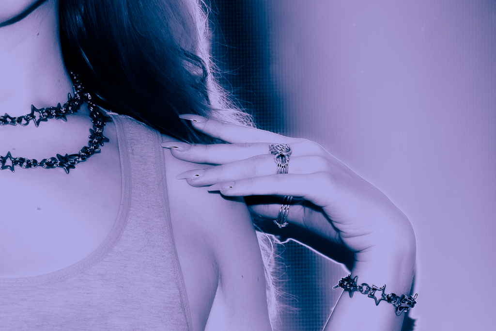 starlight viper - hand-linked star chainmail bracelet
