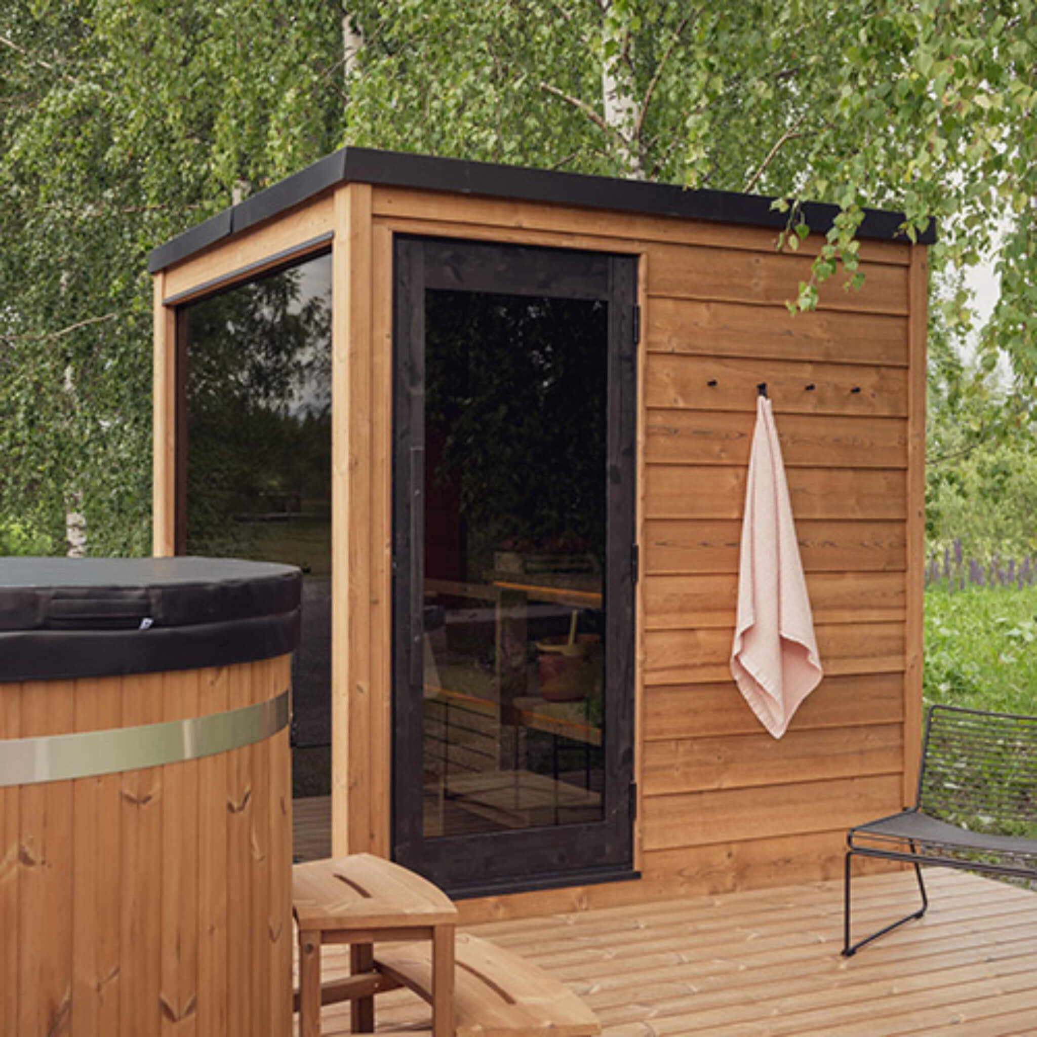 ThermaSol Nordic Dawn 4-Person Fully-Assembled Outdoor Sauna Cabin [Made-To-Order] [14-KIR-4555] (SAK82057)