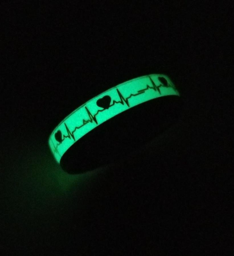 Personalized Men's Heart Beat Wedding Ring - Glowing Heartbeat