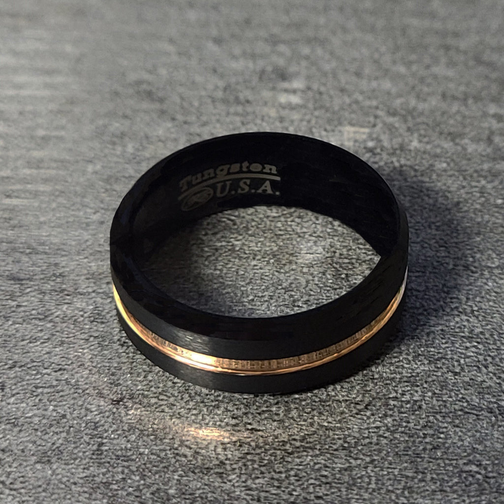 Personalized Men's Wedding Ring Band With Thin Gold Line Groove
